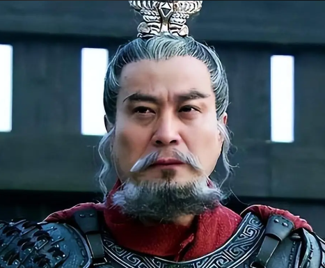 乱世双面镜：被演义遮蔽的袁绍真实形象