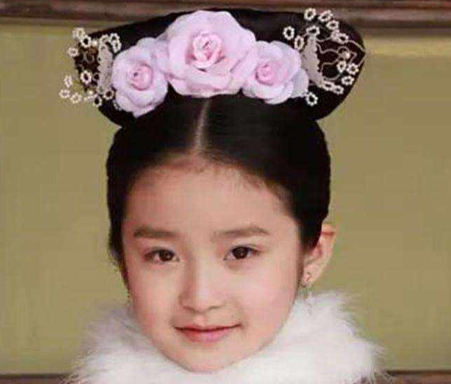 联姻棋局中的幸存者:东果格格的逆袭人生