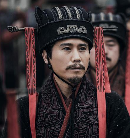 权谋漩涡中的抉择：李斯为何舍扶苏而就胡亥