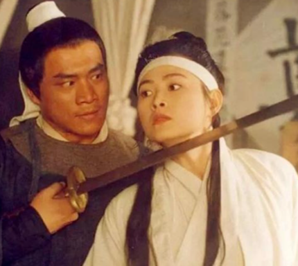 武松扯衣杀嫂:一场精心设计的复仇与法律博弈