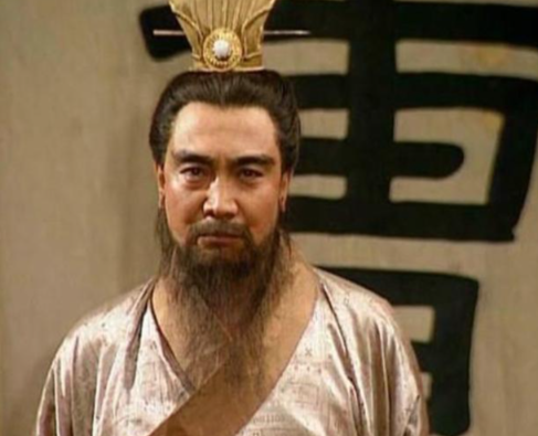 血仇与权谋:曹操优待张绣背后的政治博弈