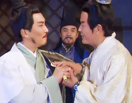 三国双璧之争:周瑜与诸葛亮的战略博弈与历史镜像