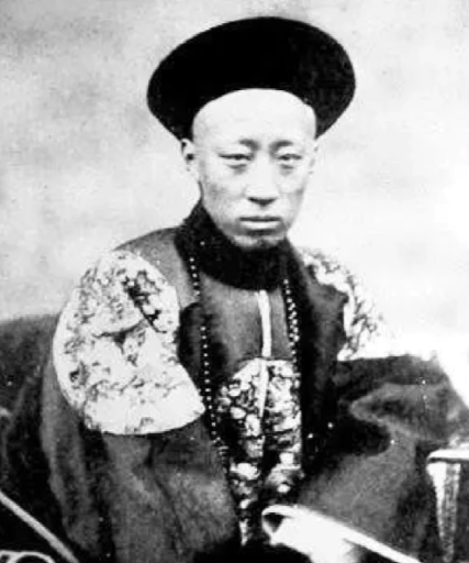 恭亲王奕訢：清末政坛的改革先驱与外交巨擘