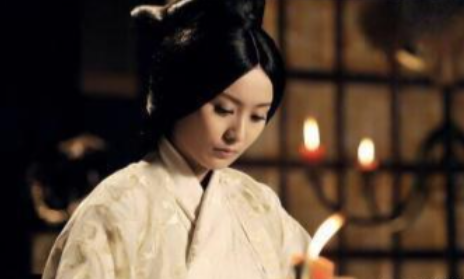 李夫人临终蒙被：一场以容颜为筹码的生死博弈