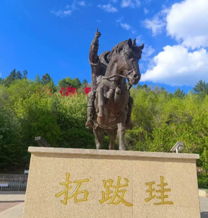 血色宫闱：当皇后孕期被逼离宫，娘家铁骑踏破皇权尊严