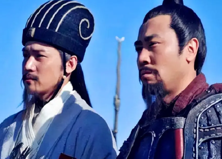 若未遇卧龙：刘备集团的命运推演与历史分野