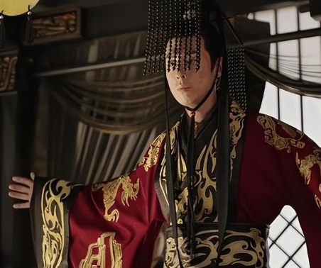 帝业传承中的能力博弈：曹丕与曹睿的治国密码