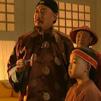 十龄童的帝王气象：解码康熙宠爱弘历的深层密码