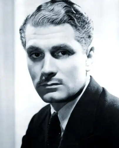 劳伦斯成名之作：文学星河中的璀璨明珠