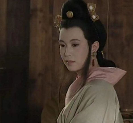 齐风姜雨里的姓氏密码：解码春秋女性“某姜”称谓背后的宗法真相