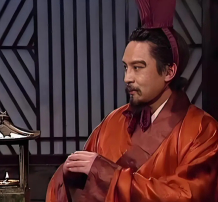 隐形的权杖:为何“军师祭酒”才是曹操给郭嘉最狠的封赏