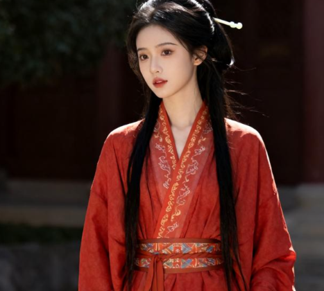 锦绣换铠甲:秦始皇长女嬴阴嫚的政治婚姻与悲剧终局