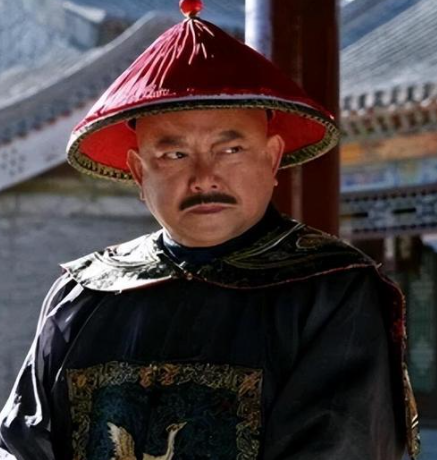 乾隆不留和珅一命:权力、名声与王朝未来的多重考量