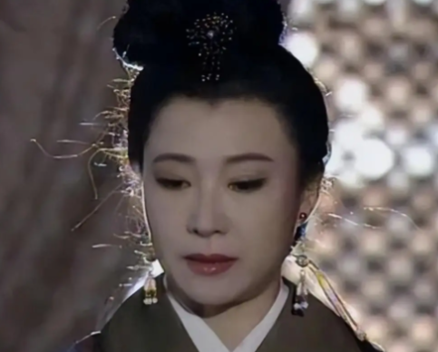 夏姬：穿越千年迷雾的绝世风华