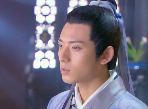 陆展元父母之谜：金庸笔下的江湖隐线