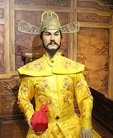 陈友谅为什么输给朱元璋了？