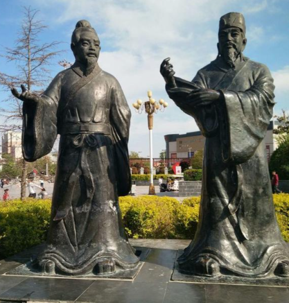 苏轼评米芾书法:风樯阵马,沉著痛快,当与钟、王并行