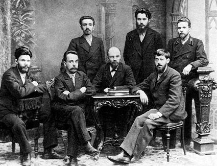 孟什维克：历史天平下的复杂角色