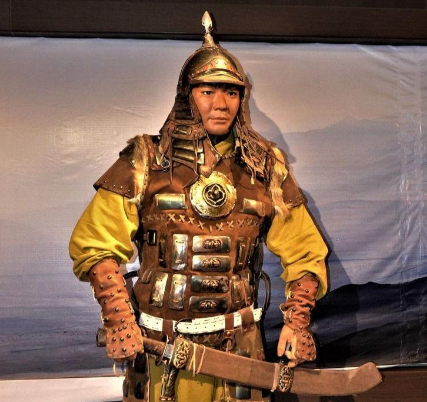 术赤身世之谜：草原英雄的血脉疑云