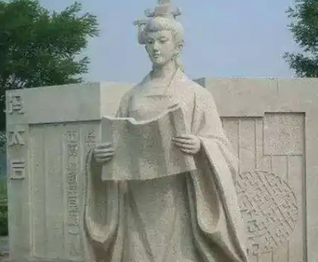 北魏铁腕女相冯太后：49载人生背后的权力与命运交织