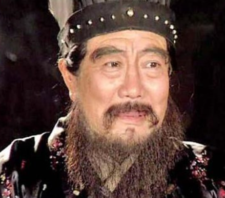 董卓入京:一把火点燃汉末乱世,谁才是乱世真正的推手?