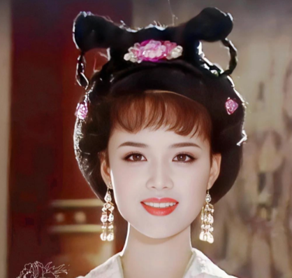 上官婉儿以笔为刃,执掌文墨绘盛唐华章